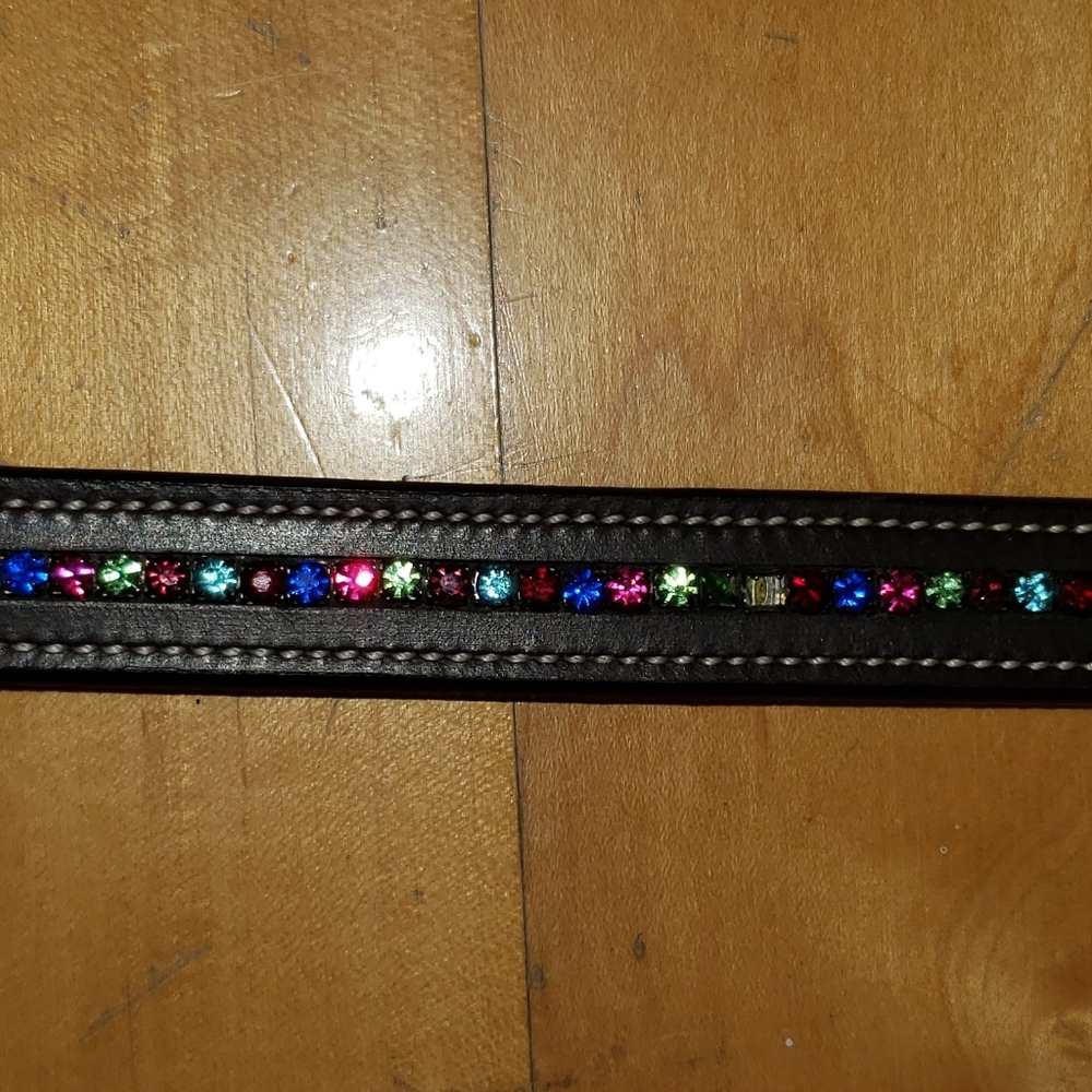 Unknown well crafted brown skinny belt brass buckle with rhinestones M/L